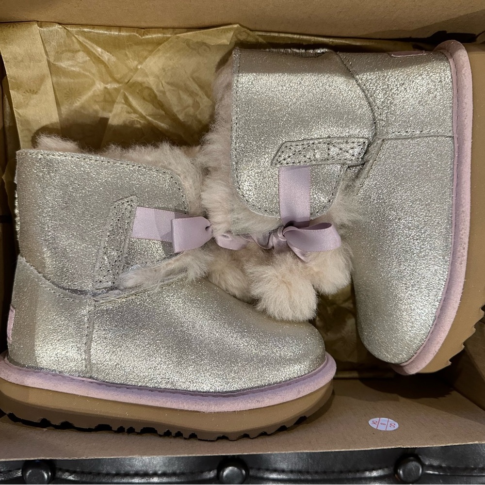 Brand New in Box UGG Gita Metallic gold with light purple size 9 toddler